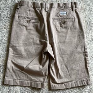 Boys Vineyard Vines 18 Khaki Shorts